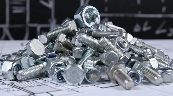 Fastener Distributor indeksi may oyida tezlashadi, chunki Outlook rekord dara...