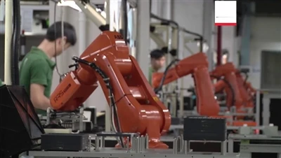 Sanoat robotlari mahkamlagichlar va boshqa korxonalarga xarajatlarni kamaytir...